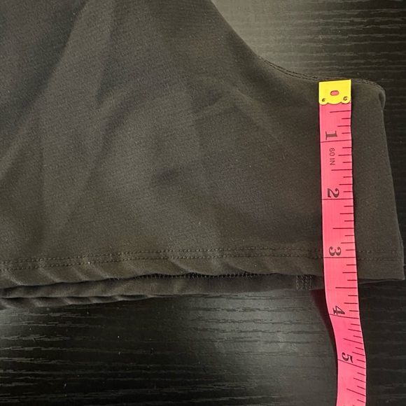 Yogalicious Citylite Everyday Zip Shorts - Black - Picture 4 of 5